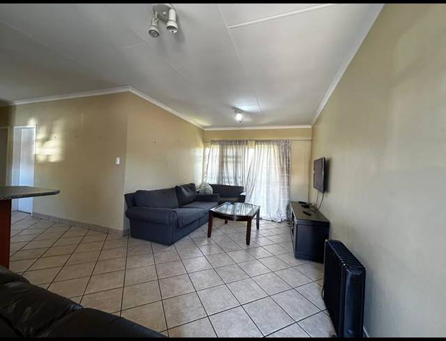 2 BEDROOM APARTMENT FOR SALE IN VORNA VALLEY